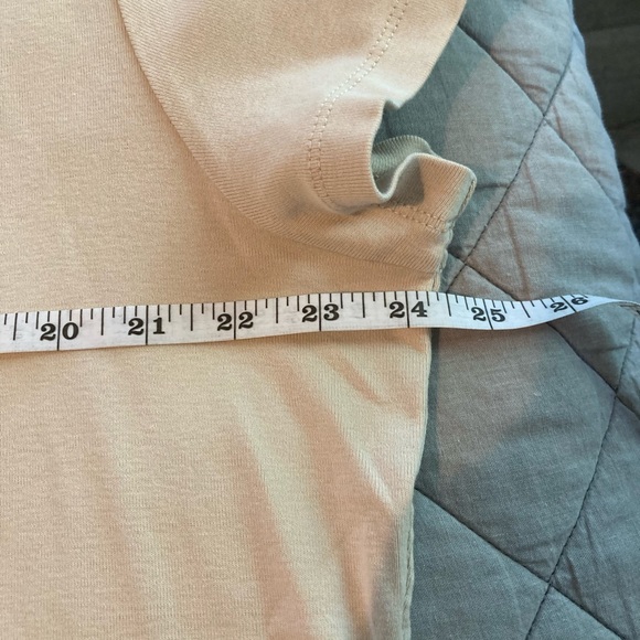 Top - Picture 4 of 6